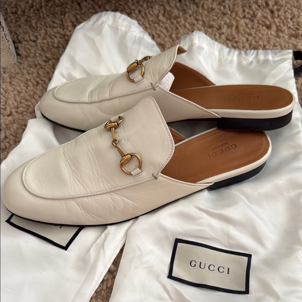 Gucci Women's White Leather Loafers - Picture 2 of 4
